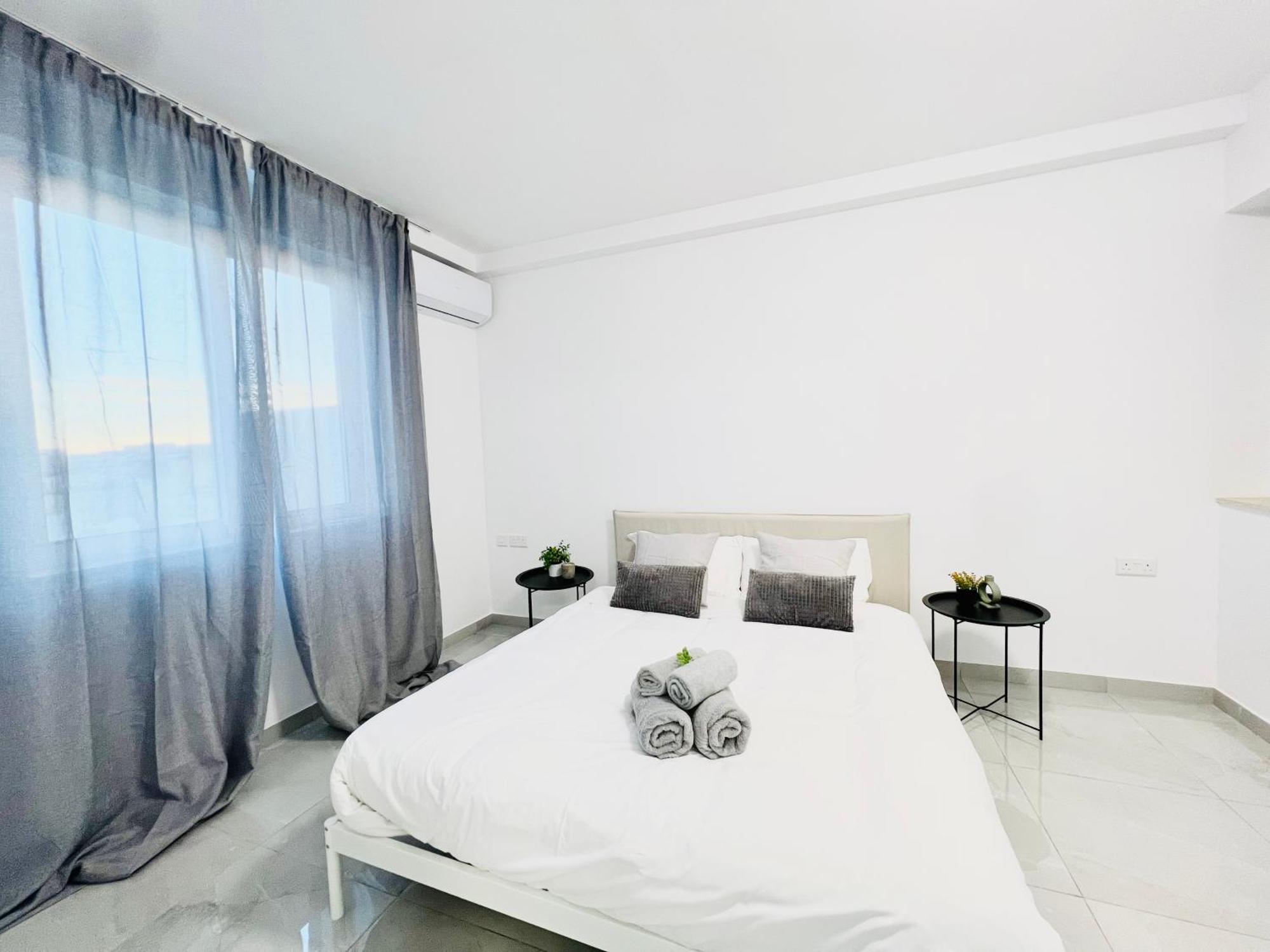 Sunshine Suits - Brand New Apartments Msida Eksteriør billede